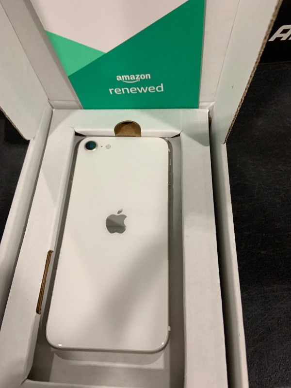 Photo 1 of Apple iPhone SE 3rd Gen, 64GB, Starlight - Unlocked (Renewed)