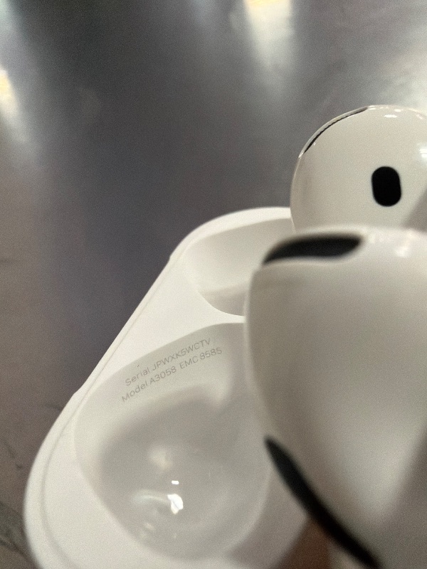 Photo 1 of Apple Airpods 4 (Renewed)
