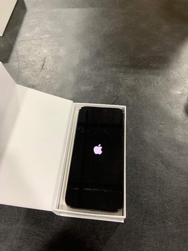 Photo 1 of Apple iPhone 15 Pro Max, 256GB, Black Titanium - Unlocked (Renewed)
