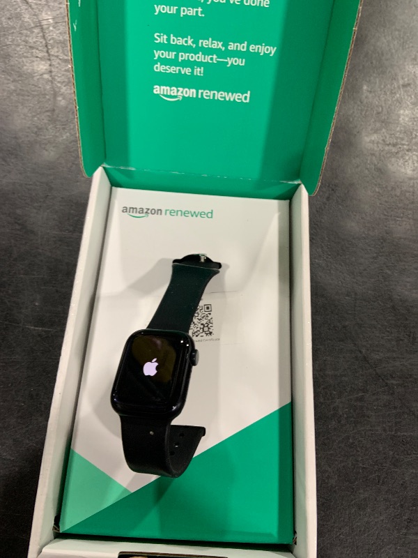 Photo 1 of Apple Watch Series 9 [GPS, 41mm] - Midnight Aluminum Case with Midnight Sport Band S/M (Renewed Premium)