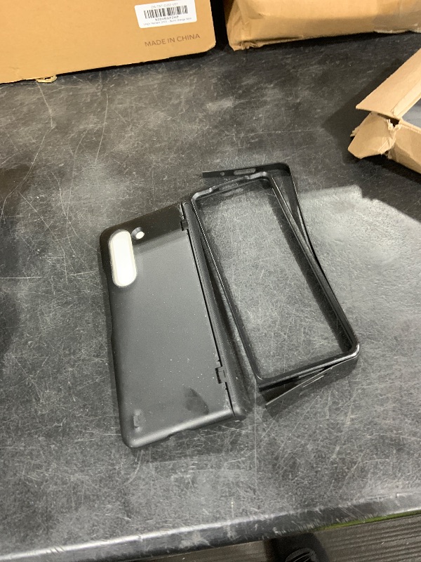 Photo 1 of OtterBox Samsung Galaxy Z Fold7 Defender Series XT Case - Black, screenless, screenless, Rugged Hinge Protection, Lanyard Attachment, PowerShare and Wireless Charging Compatible