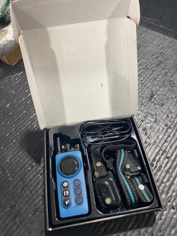 Photo 1 of Dog Shock Collar 2 Dogs, 3300ft Dog Training Collar with Remote, Real-time Dual-Channel Remote with 3 Training Modes, Beep, Vibration, Safety Shock, Light, Fits 8-120 lbs All Breeds Sizes - Blue