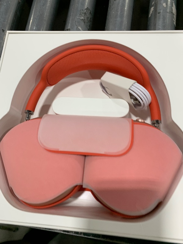 Photo 1 of ITEM IS LOCKED -------------------------minor damage------------------------------------------Apple AirPods Max Wireless Over-Ear Headphones, Active Noise Cancelling, Transparency Mode, Personalized Spatial Audio, Dolby Atmos, Bluetooth Headphones for iPh
