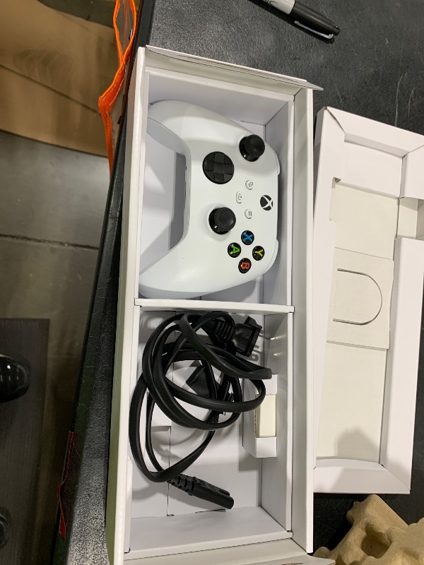 Photo 1 of Xbox Series S - All Digital Gaming Console - 512GB SSD - Includes Wireless Controller - 120FPS (Renewed Premium)