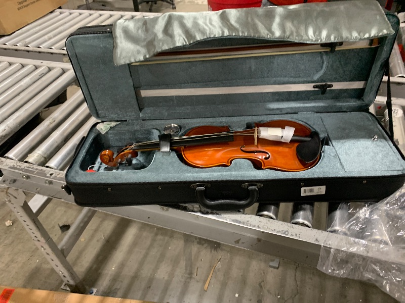 Photo 1 of STRINGS ARE RIPPED*****Stentor 1560C Stentor Conservatoire II Violin, 3/4 with Case