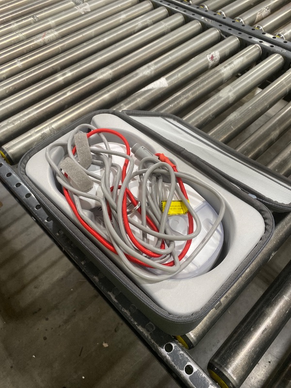 Photo 1 of HUTT S7 Window Cleaning Robot, 6500Pa Suction, 3D Floating Chassis, HydroJet Water Spray 80ml Tank, Multiple Safety Systems, SLAM 4.0 Navigation, 8 x Cloths, All-in-One Storage Box