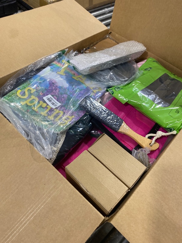 Photo 1 of SMALL BOX SLOT
