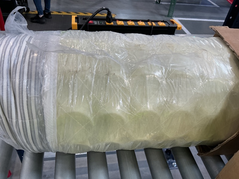 Photo 1 of CIOUDWAY King Hybrid Mattress (12 Inch)