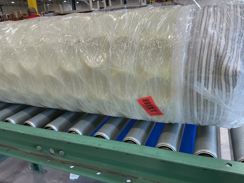 Photo 1 of CIOUDWAY King Hybrid Mattress (12 Inch)