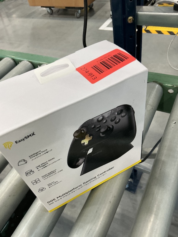 Photo 1 of EasySMX D05 Wireless PC Controller with Charging Dock,Black
