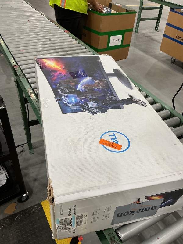 Photo 1 of Dell S3422DWG Curved Gaming Monitor - 34 Inch 1800R Curved Screen with 144Hz Refresh Rate, WQHD (3440 x 1440) Display, HDMI, DP to DP 1.4 Cable, AMD FreeSync - Black