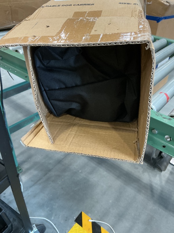 Photo 1 of LE SURE Collapsible Dog Crate XL 42in Black