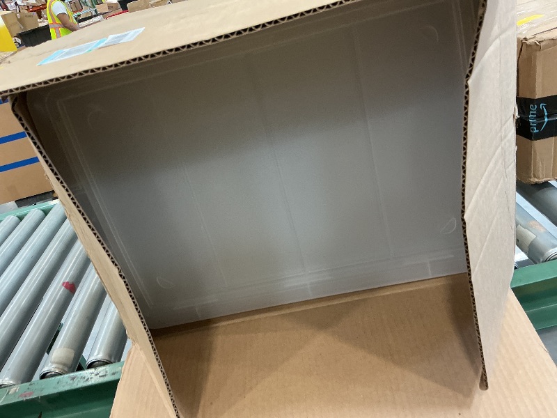 View 3 of IRIS USA 4-Pack 55 Quart Clip Box with Latching Lid