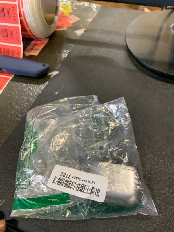 Photo 1 of missing earbud ---------------Samsung Galaxy Buds 4 (2026) AI True Wireless Bluetooth Earbuds, Black