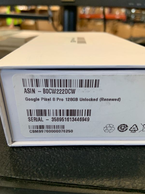 Photo 1 of Google Pixel 8 Pro - Unlocked Android Smartphone with Telephoto Lens and Super Actua Display - 24-Hour Battery - Bay - 128 GB