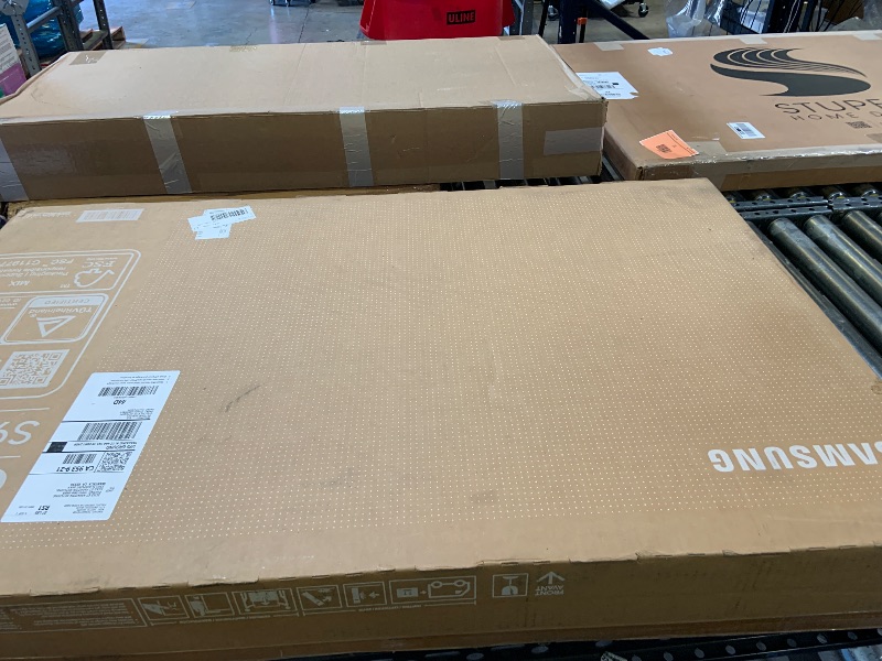 Photo 1 of Samsung 48-Inch S90F OLED 4K AI Smart TV - NQ4 AI Gen3 Processor, AI Upscaling Pro, 144Hz, Dolby Atmos, QN48S90FAEXZA (2025) Bundle with Deco Essentials Exclusive Protection + Home Theater Guidebook
4.4 4.4 out of 5 stars (93)