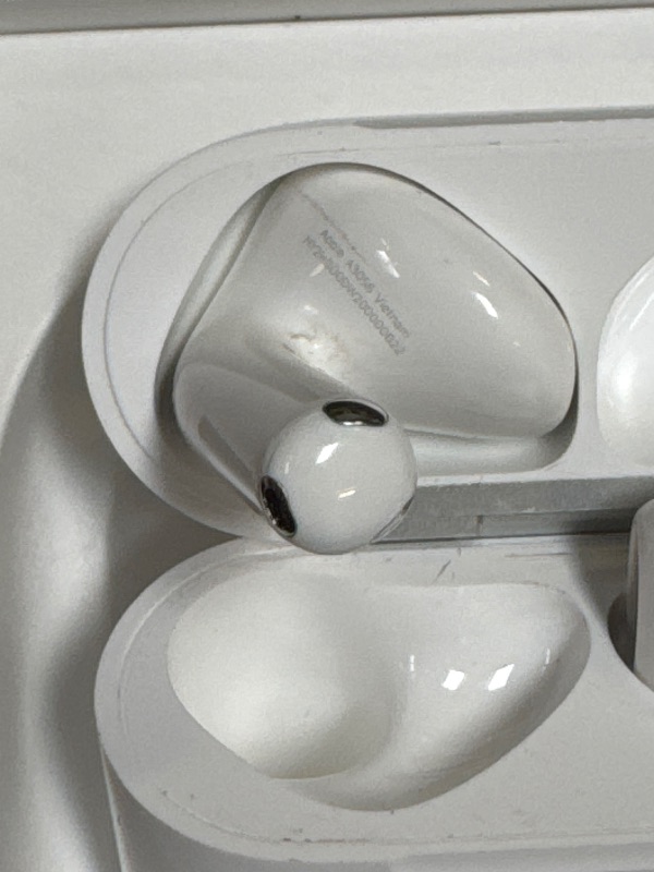Photo 1 of Apple AirPods 4 Wireless Earbuds, Bluetooth Headphones, with Active Noise Cancellation, Adaptive, Transparency Mode, Personalized Spatial Audio, USB-C Charging Case, Wireless Charging, H2 Chip