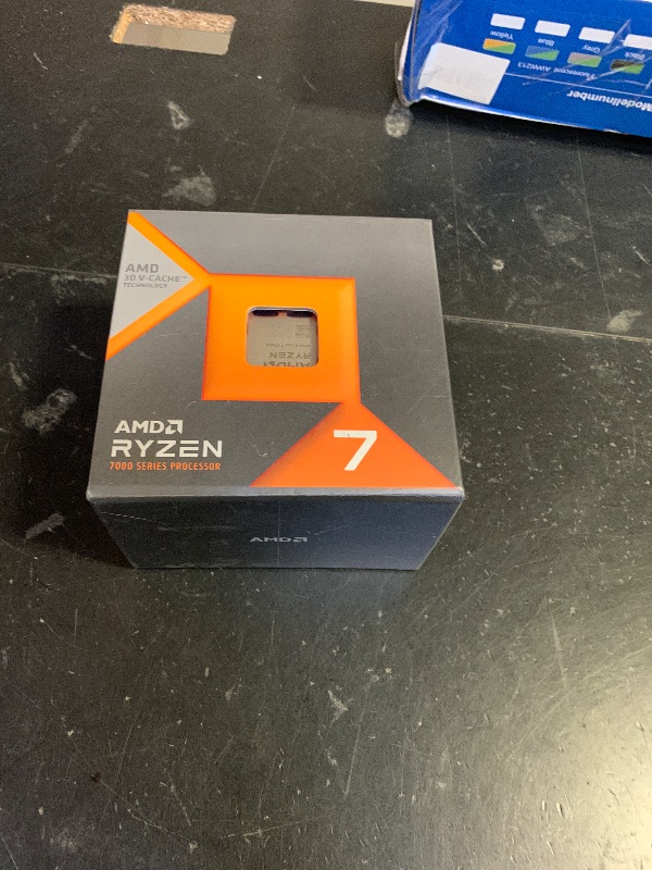 Photo 1 of AMD Ryzen 7 7700X 8-Core, 16-Thread Unlocked Desktop Processor