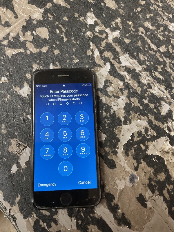 Photo 1 of LOCKED……..Apple iPhone SE 3rd Gen, 128GB, Midnight - locked (Renewed)