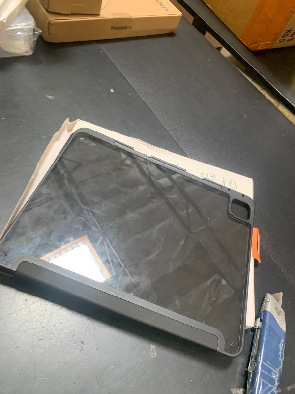 Photo 1 of MOFT Dynamic Folio Case for iPad Pro 13"(M5 2025 / M4 2024) - [Reinforced Corner Protection] Stable Slim Magnetic Stand with 20+ Viewing Angles, Premium MOVAS Leather, Jet Black