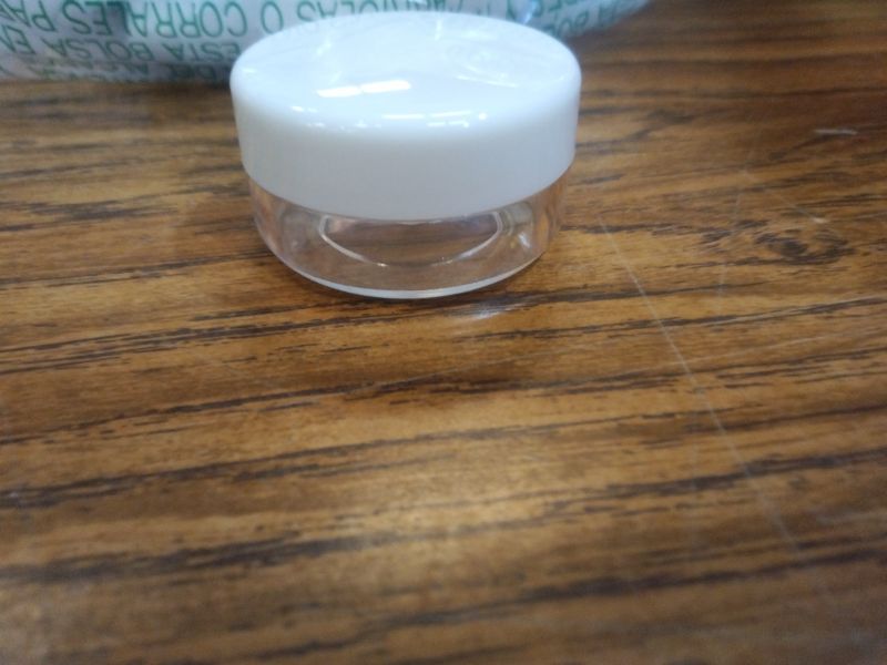 Photo 1 of 30 Pcs Sample Containers, 10 Gram Mini Sample Jars for Cosmetic, Eye shadow, White Lida