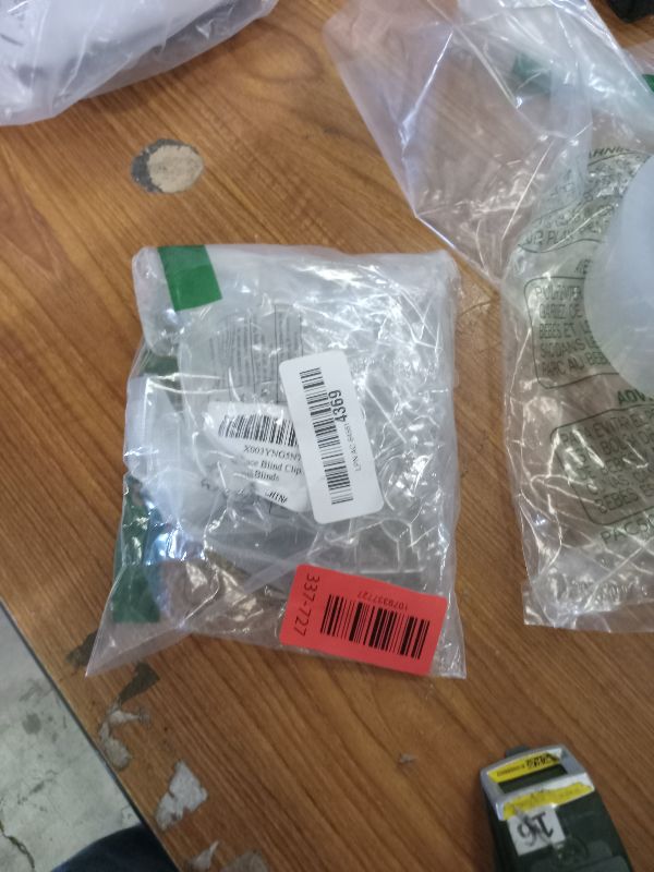 Photo 1 of 12 Pcs Valance Blind Clips Replacement Clear 2 Inch Plastic Hidden Clips for Horizontal Blinds