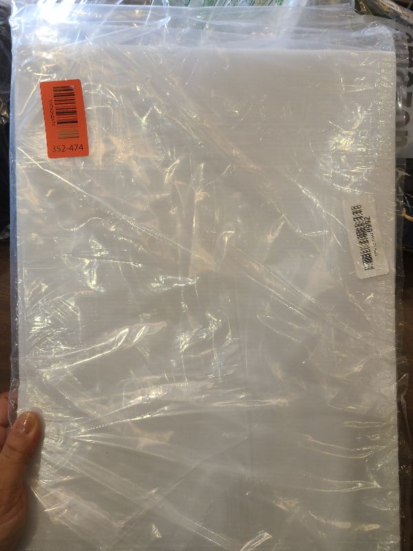 Photo 1 of 10 Pack 18'' x 12'' White Corrugated Plastic Sign Blank Board Double Sided for Garage Sale, Rent, Birthday Party, Guidepost Decorations
