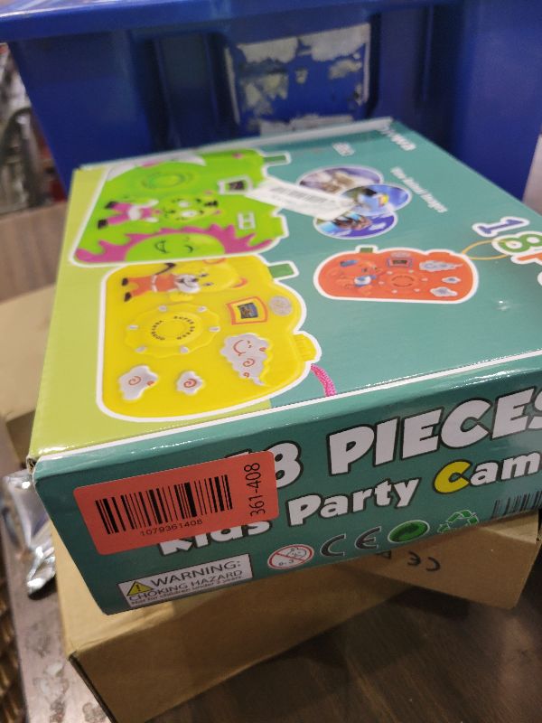 Photo 1 of 18Pcs Kids Toy Camera Set, 3 Color 6 Animal Patterns Viewfinder Camera Bulk for Goodie Bags Fillers Stuffers Return Gifts for Kids Toddlers Birthday Party Favors Age 1-3 3-5 Years Pretend Play Props