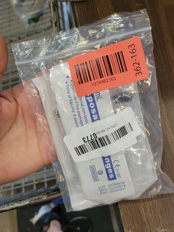 Photo 1 of 10ml Syringe for Liquid, Oral, Scientific Labs, Measurement, Dispensing, with Cap- 3 Pack