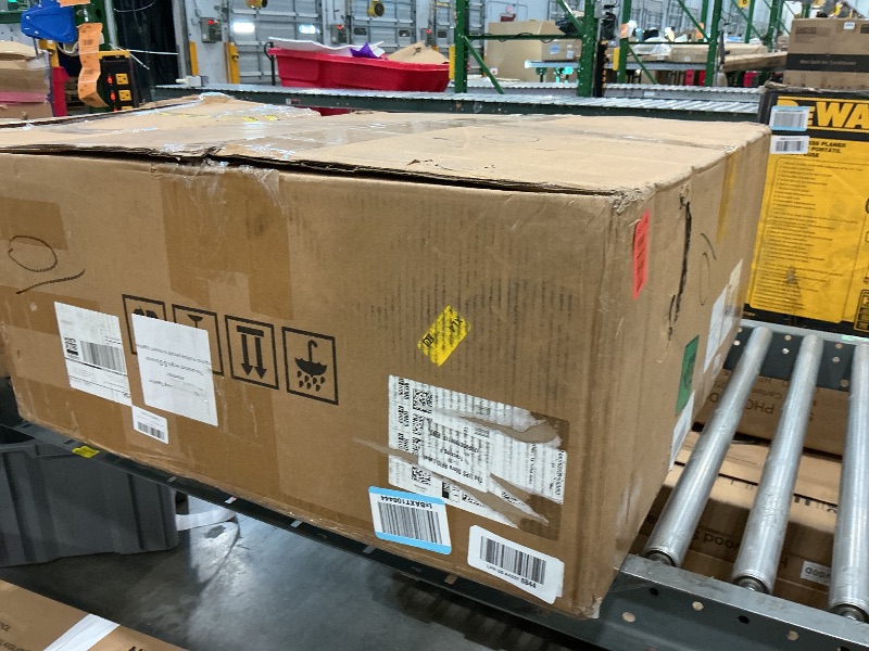 Photo 1 of 12V RV Air Conditioner 8530 BTU Non-Ducted, 45dB 2-in-1 RV Rooftop Air Conditioner for Heater and Cooling, Easy-to-install 12V RV DC Unit for RVs, Camper and Trucks, Etc. (12, Volts (DC))