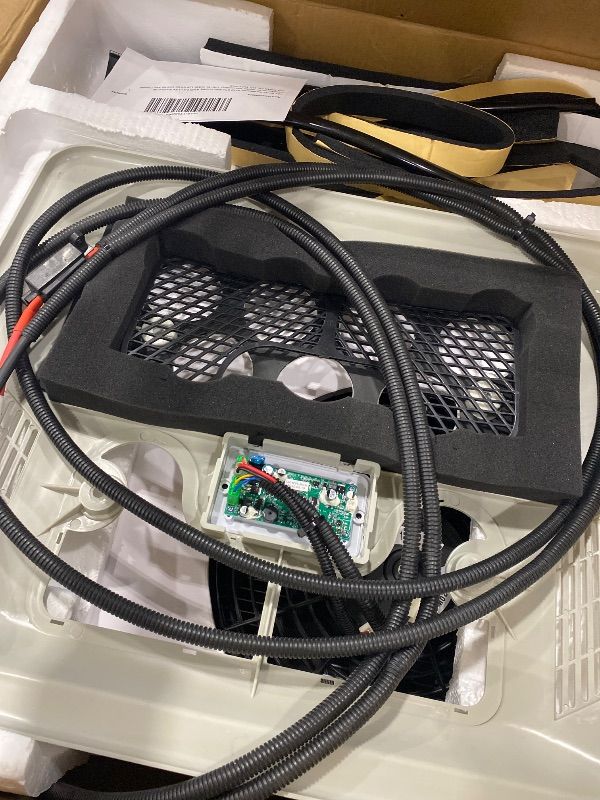 Photo 1 of 12V RV Air Conditioner 8530 BTU Non-Ducted, 45dB 2-in-1 RV Rooftop Air Conditioner for Heater and Cooling, Easy-to-install 12V RV DC Unit for RVs, Camper and Trucks, Etc. (12, Volts (DC))