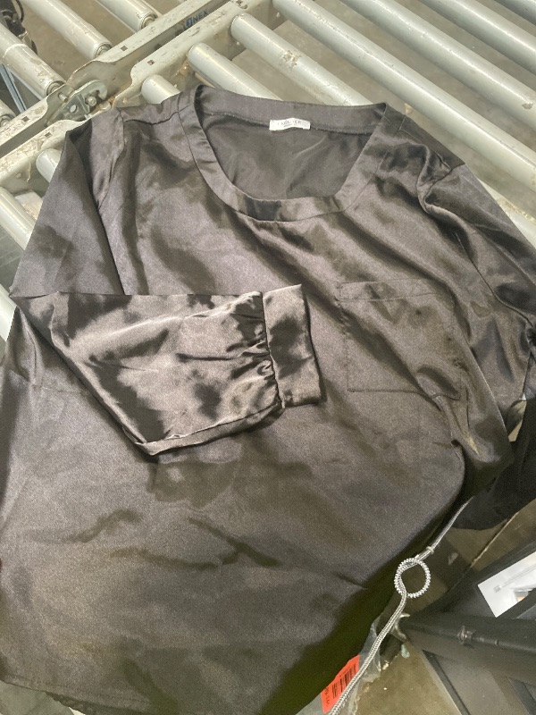 Photo 1 of ** SIMILAR** WOMEN BLACK BLOUSE  SIZE L