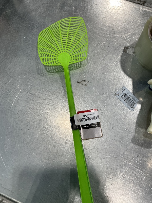 Photo 1 of [PARTIAL SET: 1 PIECE] Chef Craft Select Plastic Fly Swatter, 18 inch 1 Piece, Color May Vary