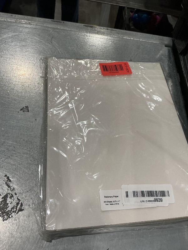 Photo 1 of (2 Pack)Parchment Paper for Certificates - Stationary Paper for Resumes, Diplomas, Letter Size Certificate Paper, 200 Sheets Double-Sided Diploma Paper, 100gsm, 8.5" x 11" Parchment Paper for Printing