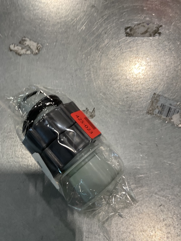 Photo 1 of VACCUM HOSE CONNECTOR