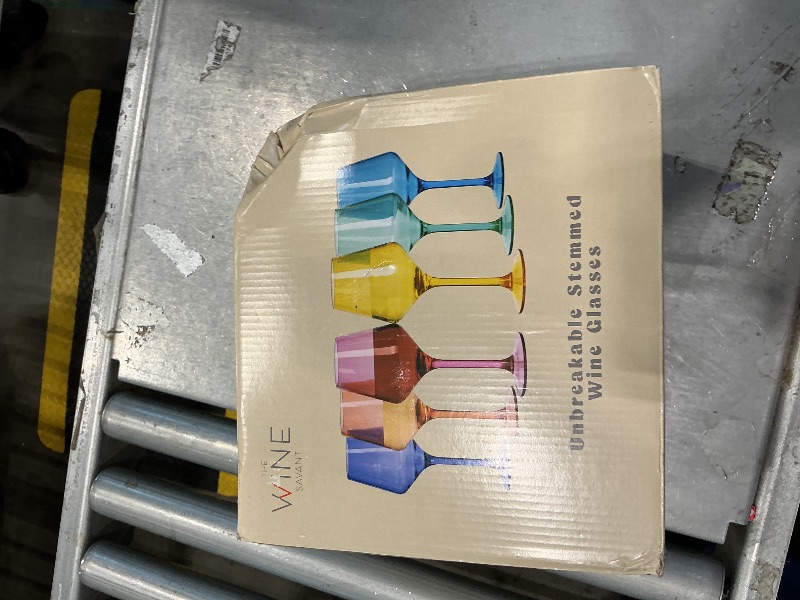 Photo 1 of [Used, Clean First] Unbreakable Stemmed Square Tritan Acrylic Wine Glasses European Style | Set of 4 | 100% US Drinkware, 18 oz Dishwasher Safe Clear Color Shatterproof BPA-free plastic, Floating Pool, Indoor and Outdoor