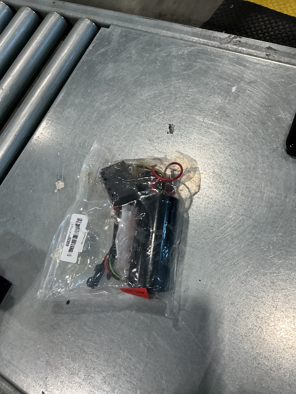 Photo 1 of ***BROKEN, SOLD FOR PARTS*** CSR-U3 Compatible with 4-5 Tons, HVAC/AC Hard Start Capacitorr Kit for Air Conditioner