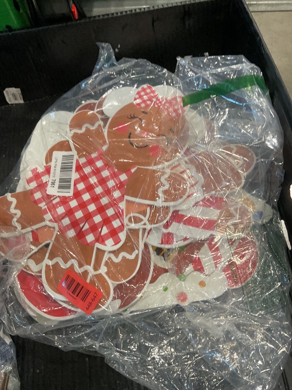 Photo 1 of 10Pcs Christmas Gingerbread Decorations Outdoor, Gingerbread Man Yard Signs with Stakes Xmas Gingerbread Lawn Signs for Xmas Holiday Garden Lawn Patio Pathway Decor Outside
