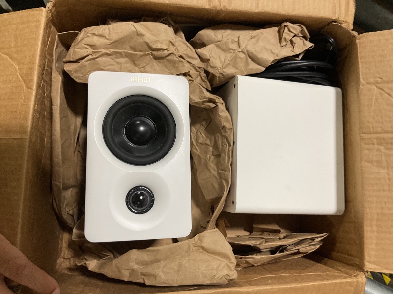 Photo 1 of [NON FUNCTIONAL] Edifier M60 Multimedia Speaker Bluetooth 5.3, 66W RMS, Hi-Res Audio & Hi-Res Wireless Audio, LDAC,3" Mid Bass & 1" Tweeter, USB-C & Aux Inputs, Compact Desktop Speaker - White