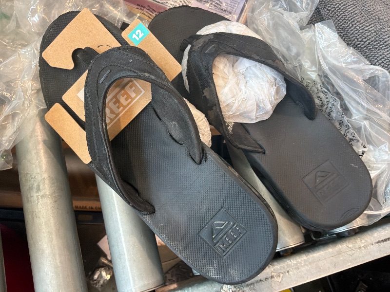 Photo 1 of [Heavily Used] REEF Men's, Fanning Flip-Flop
