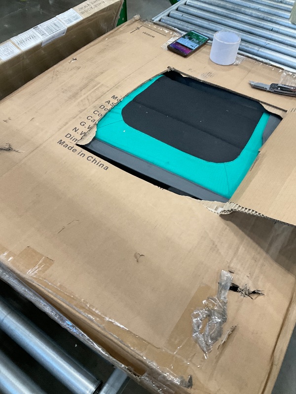 Photo 1 of ***BROKEN, SOLD FOR PARTS*** EVER ADVANCED Oversize XL Zero Gravity Recliner Padded Patio Lounger Chair with Adjustable Headrest Support 350lbs (Green)