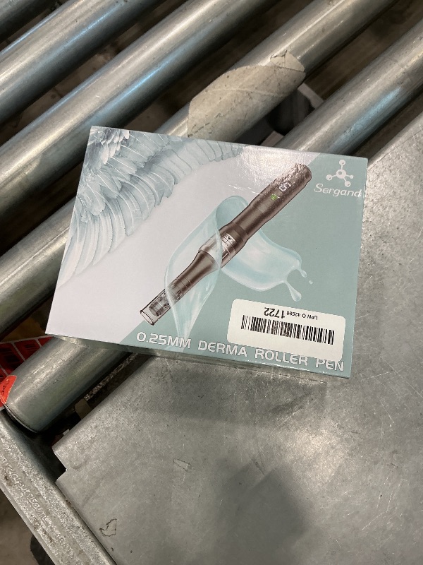 Photo 1 of 0.25mm Derma Roller Pen