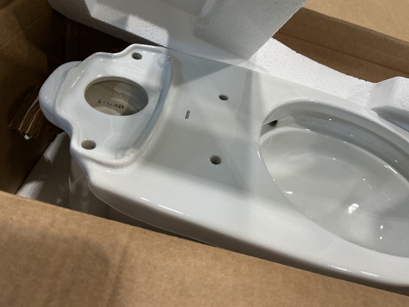 Photo 1 of *******BOWL ONLY*******TOTO Drake Two-Piece Round 1.6 GPF Universal Height TORNADO FLUSH Toilet with CEFIONTECT, Cotton White - CST775CSFG#01