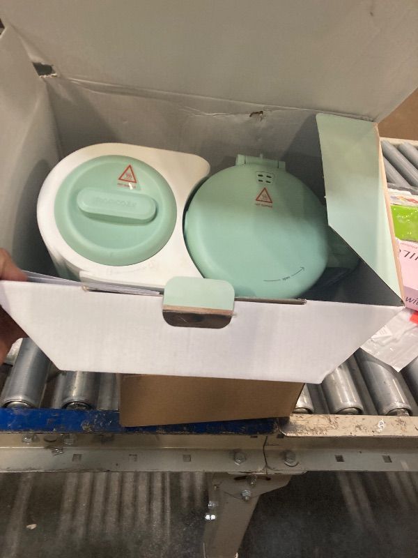 View 4 of !!HAS BEEN ~~USED!!!! MISSING UTENSILS!!
Momcozy AutoMeal Baby Food Maker – One-Step Auto Steam & Blend Food Processor, 15oz Large Cup & 6-Blade Design, Self-Cleaning, Auto 3-Stage Texture Settings for Effortless Homemade Baby Puree