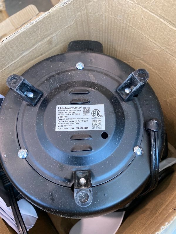 Photo 1 of [Damaged] Elite Gourmet ERC003BX Electric Rice Cooker with Automatic Keep Warm Makes Soups, Stews, Grains, Hot Cereals, 6 Cups Cooked (3 Cups Uncooked), Black