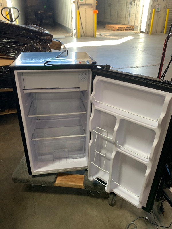 View 6 of *NONFUNCTIONAL* WANAI Compact Refrigerator 3.2 CU.FT Mini Fridge with Freezer Single Door Adjustable Temperature Side Door Wire Rack suit for Dorm Office Apartment BLACK
