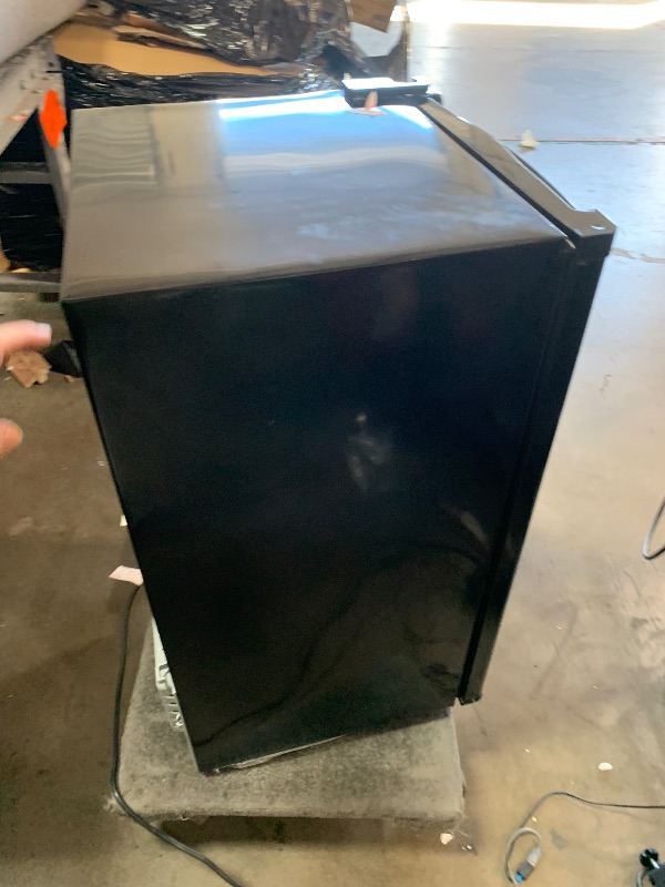 View 5 of *NONFUNCTIONAL* WANAI Compact Refrigerator 3.2 CU.FT Mini Fridge with Freezer Single Door Adjustable Temperature Side Door Wire Rack suit for Dorm Office Apartment BLACK