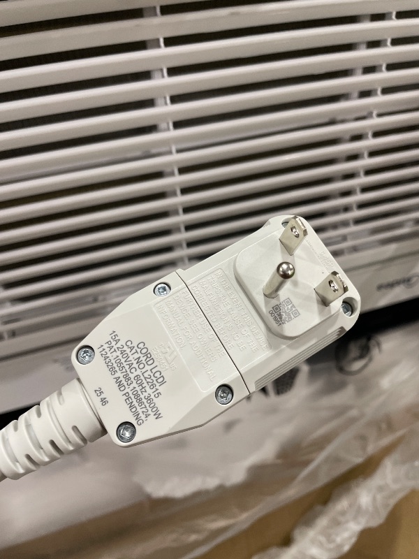 Photo 1 of **UNABLE TO TEST** Midea 18,000 BTU Smart Inverter 208/230V Window AC 1,000 Sq Ft