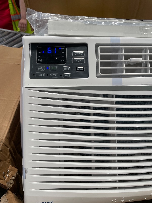 Photo 1 of 12000 BTU Window Air Conditioner, Energy Saving Window AC Unit with Remote & App Control, Timer Function & Easy Install Kit, for Rooms up to 550 Square Feet, 115V/60Hz, White | Energy Saving, Remote & App Control, Timer Function & Easy Install Kit, For Ro