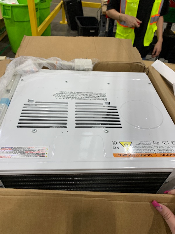 Photo 1 of 12000 BTU Window Air Conditioner, Energy Saving Window AC Unit with Remote & App Control, Timer Function & Easy Install Kit, for Rooms up to 550 Square Feet, 115V/60Hz, White